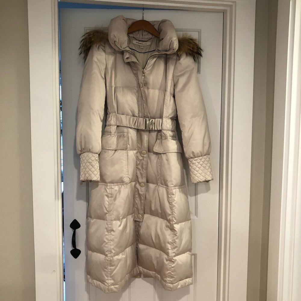 Laundry by design full length down jacket.